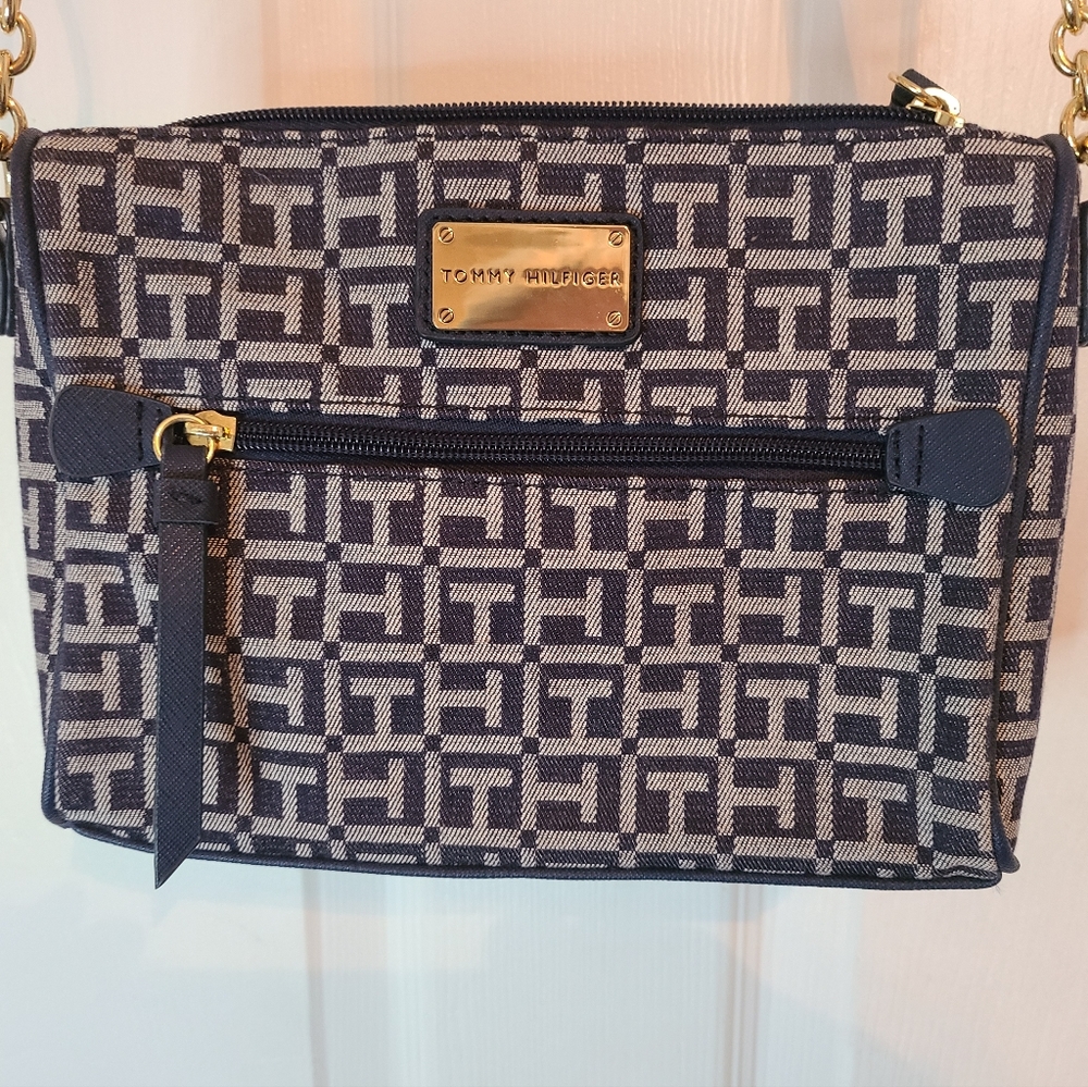 Tommy Hilfiger Woman's Jaden Crossbody Purse